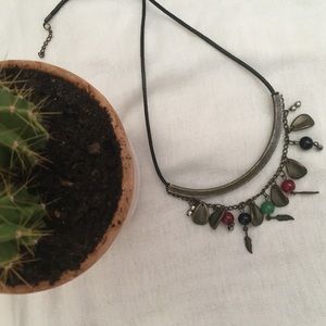 RETRO NECKLACE